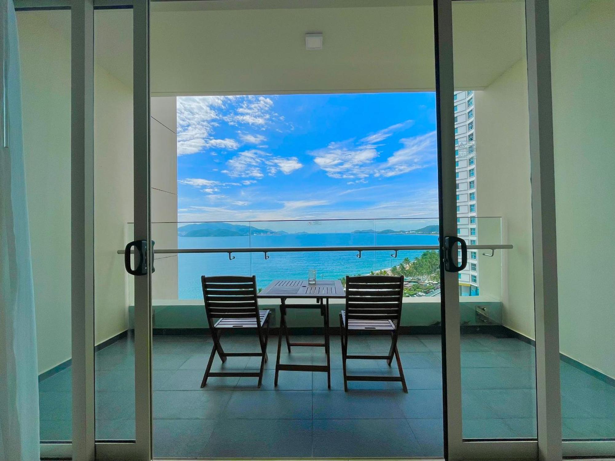 The Sea Luxury Nha Trang Apartment Exterior photo